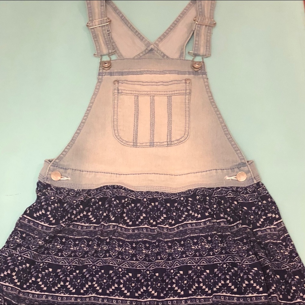 Overall dress